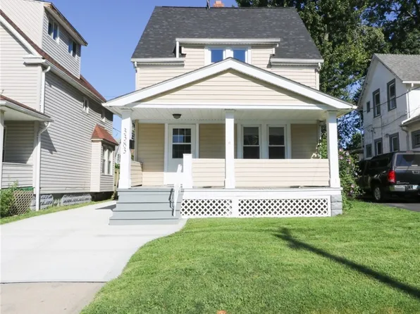 3383 W 98th St, Cleveland, OH 44102