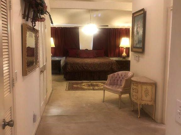 4th image of 8530 Graywood Dr