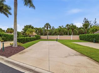 13563 Snook CIR, NAPLES, FL 34114