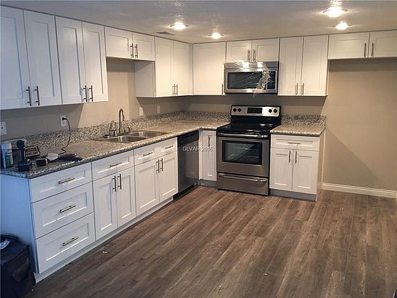 2nd image of 3730 Centennial Cir