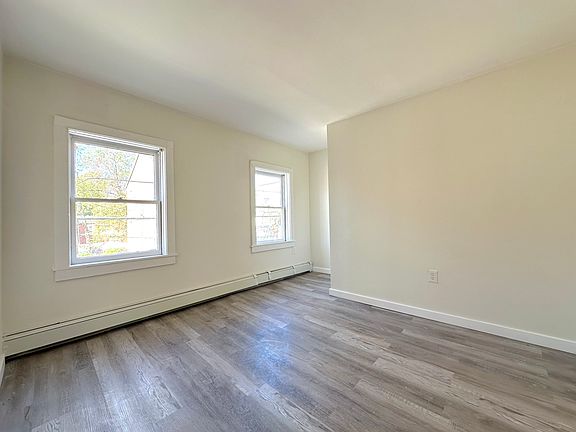 2nd image of 11 E Parmenter St #3