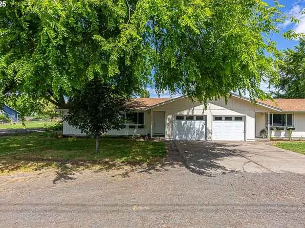 36048 Riverside Dr, Albany, OR 97321