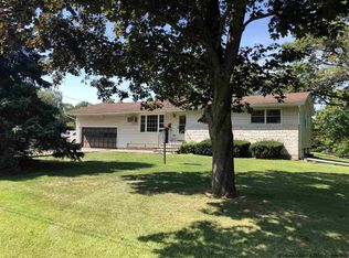 3 Van Alst St, New Paltz, NY 12561