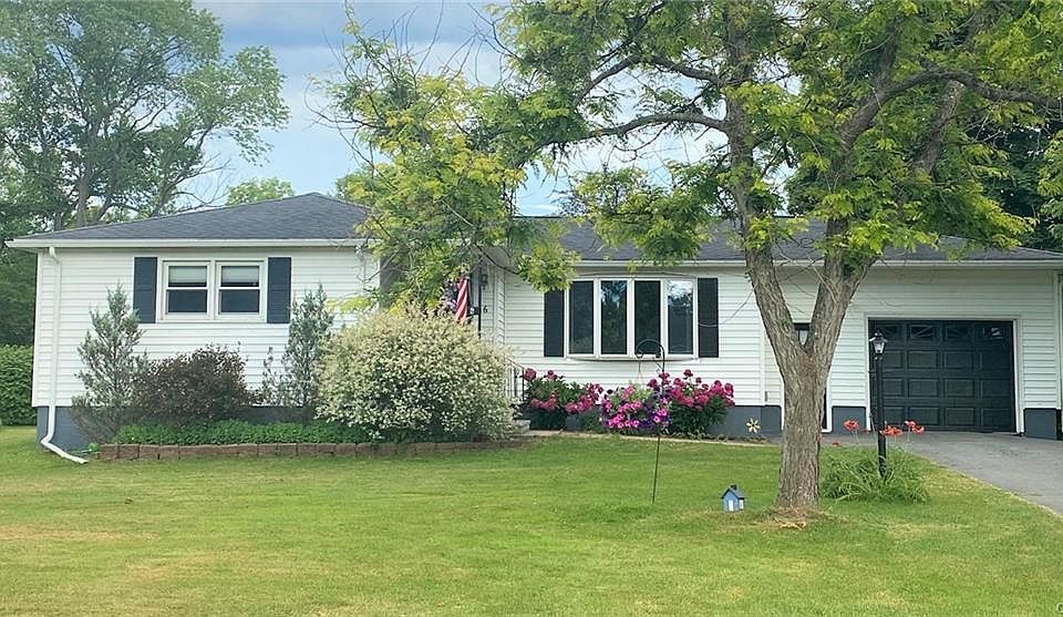 1st image of 16 Berkshire Dr