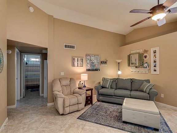 5th image of 80 S Cypress Ct