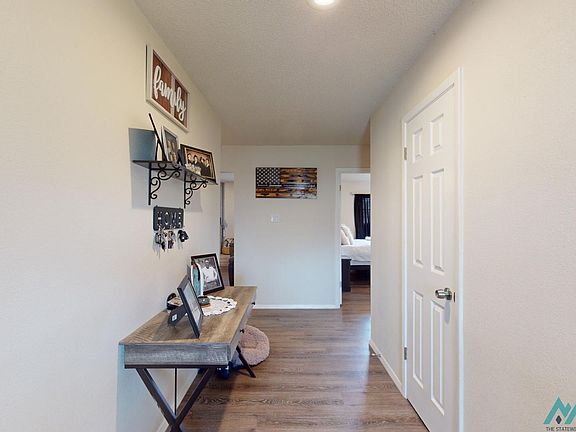 4th image of 705 Canoncito Dr