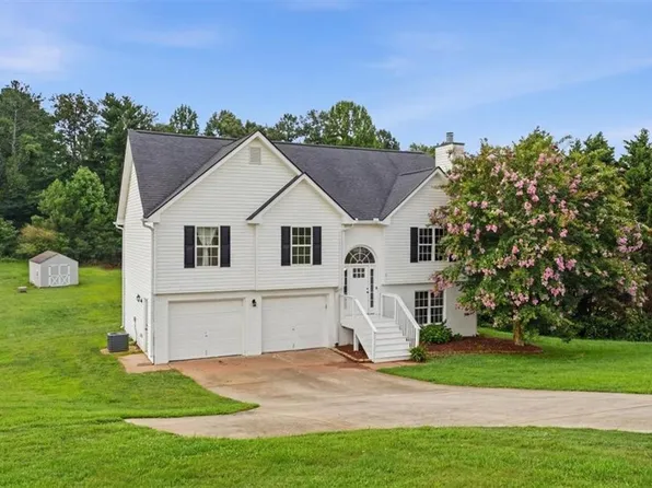 4403 Waterman Dr, Gainesville, GA 30506