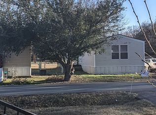 102 Shorthorn St, Burleson, TX 76028