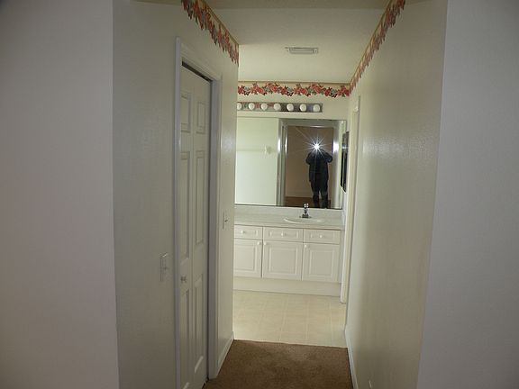 2nd image of 1096 Vanderbilt Dr
