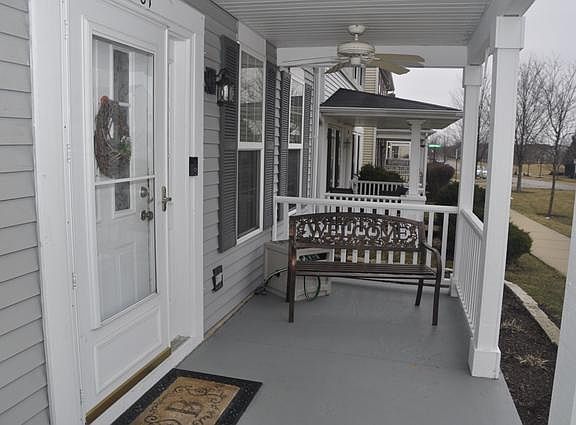 3rd image of 884 Serendipity Dr