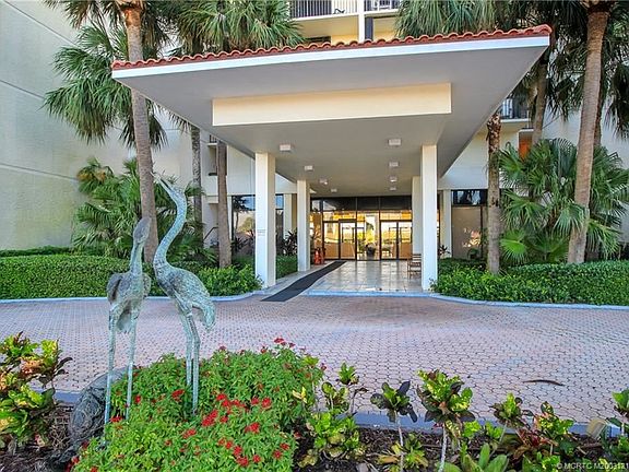 4th image of 3100 N Highway A1a Penthouse A1