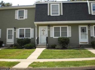 228 Brentwood Dr, Wallingford, CT 06492