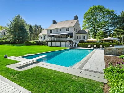 4 Henker Farm Lane, Bedford, NY, 10506