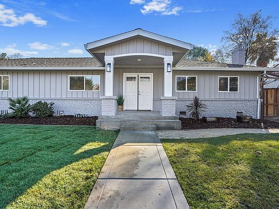 2nd image of 3140 Sierra Oaks Dr