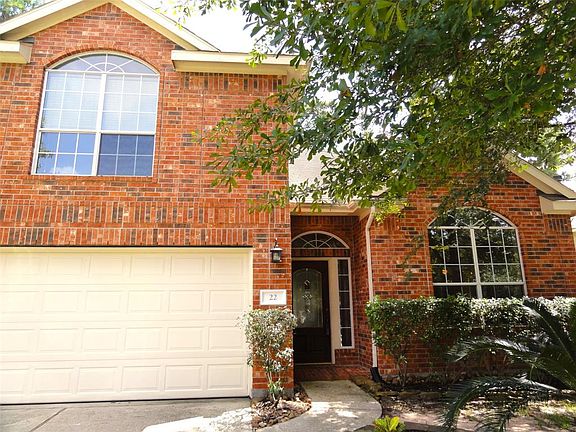 You really can't find this amount of yard space with a pool for this amazing price anywhere else. Ready for move-in.