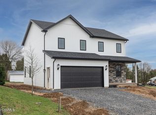 16 Hannah Dr, Watsontown, PA