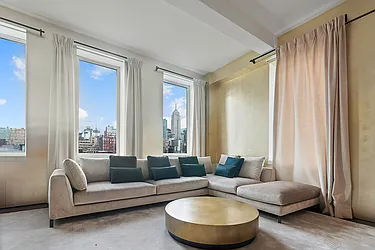 Rented by Domus Realty