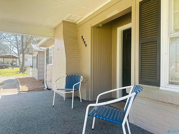 4th image of 2004 Lookout St