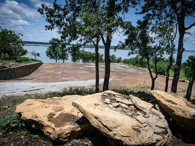 240 Lake House Dr, Bridgeport, TX, 76426