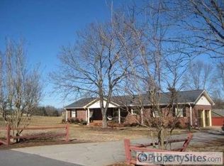 5 S Manley Dr, Taylors, SC 29687