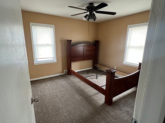 2nd image of 14240 Lincoln Ave