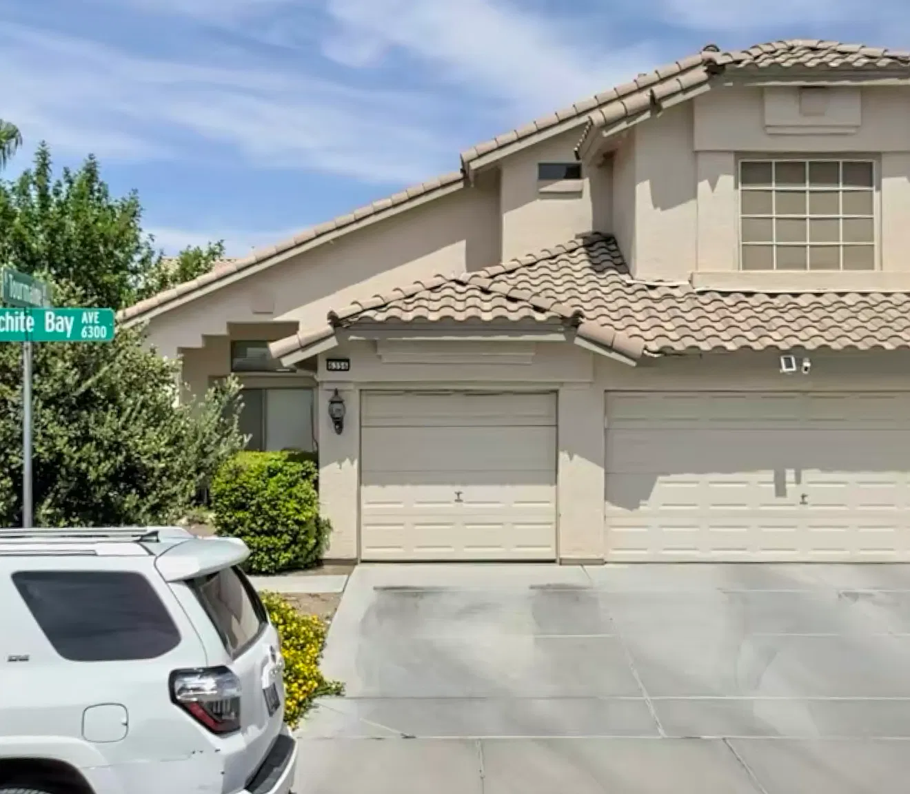 4 bed, 2420 sqft, $2,400 — Photo 3
