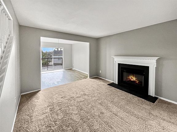 4th image of 12066 Victorian Village Ct
