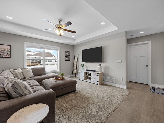 5th image of 6442 Cope Dr