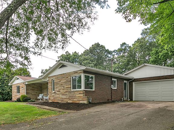3rd image of 126 White Oak Dr