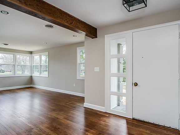 5th image of 1434 Crescent Dr