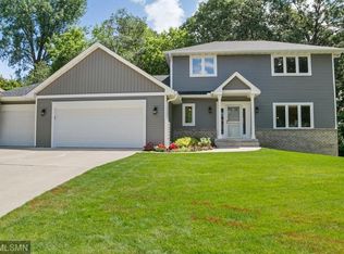 2576 Seans Way, North Saint Paul, MN 55109