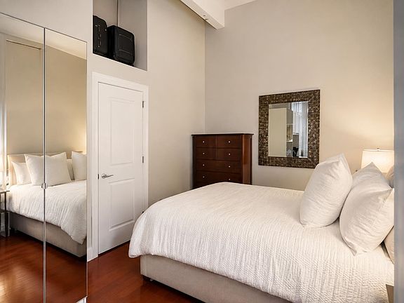 5th image of 1500 Washington St APT 10T