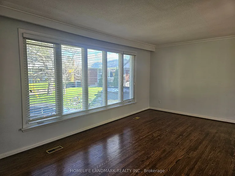 16 Donewen Ct — Photo 10