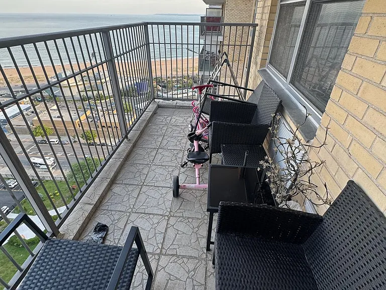 601 Surf Ave #21 — Photo 15