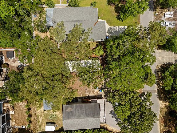4th image of 159 NE 31st Street