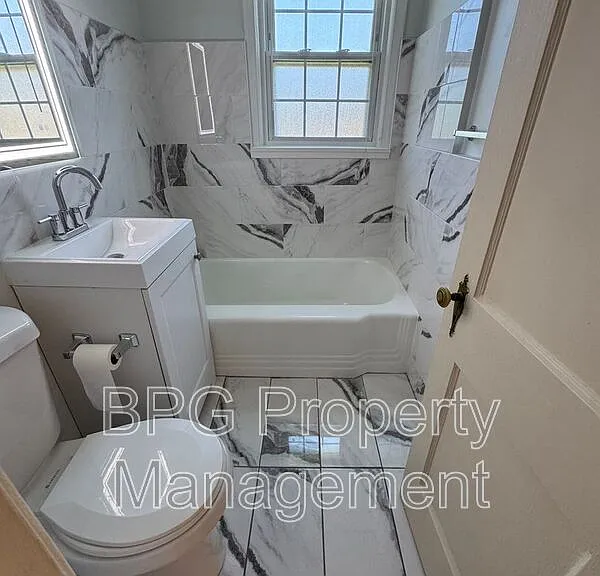 5721 11th St N #7 — Photo 11