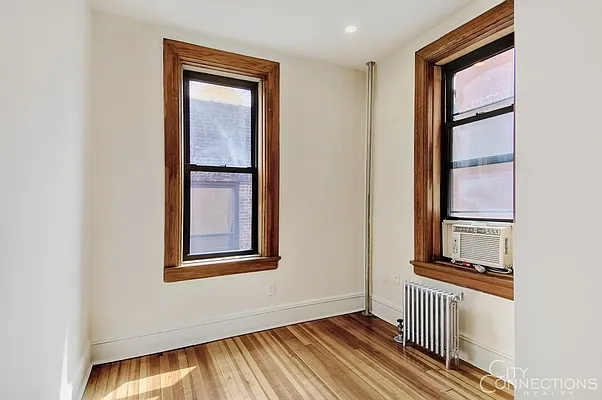 Rented by City Connections Realty | media 15