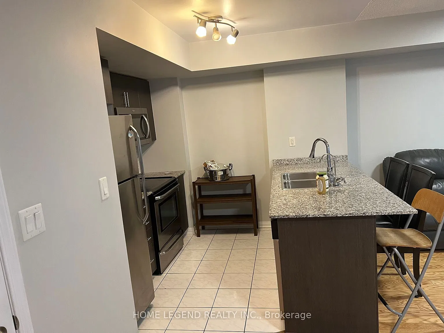 3 bed, $2,999 — Photo 4