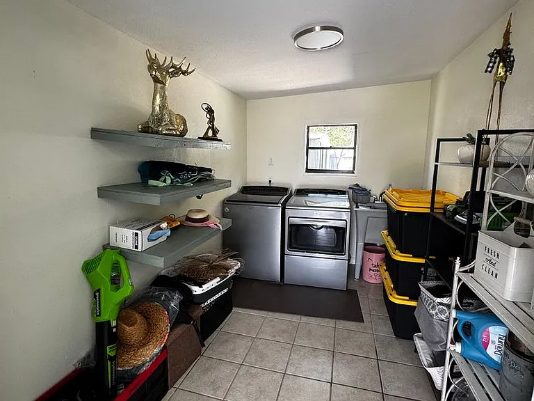 8935 SW 102nd Pl — Photo 16