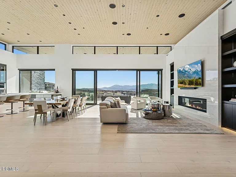 3404 E Wapiti Canyon Rd — Photo 21
