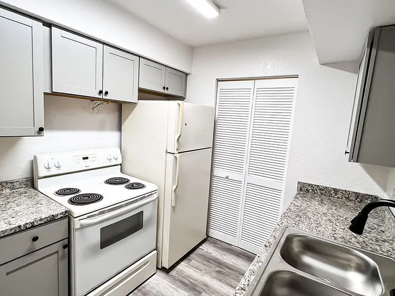 1023 S Hiawassee Rd #4013 — Photo 7