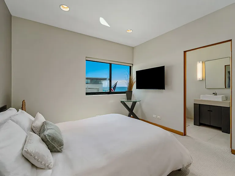 25250 Malibu Rd — Photo 47