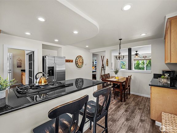 3rd image of 14616 681st Avenue NE