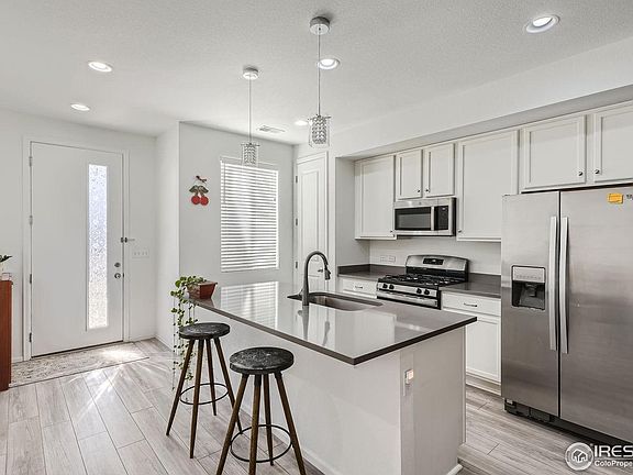 4th image of 17215 E Center Pl