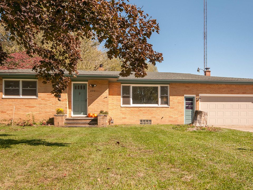 1st image of 2579 Woodley Dr