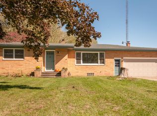 2579 Woodley Dr, Benton Harbor, MI 49022