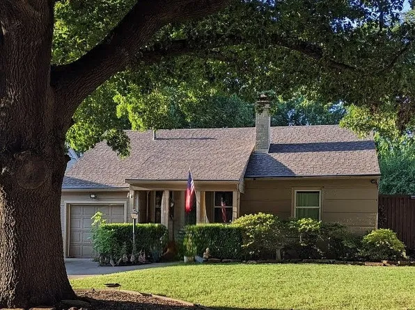 945 E 36th Pl, Tulsa, OK 74105