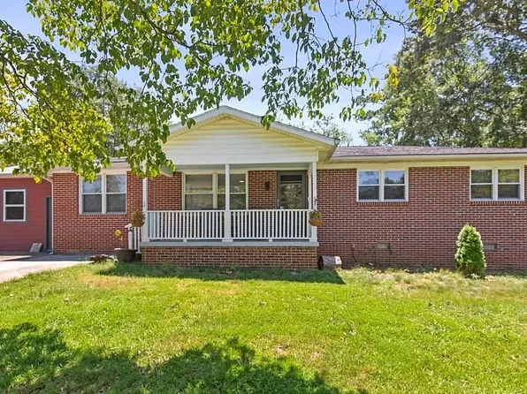 106 Brookwood Dr, Seneca, SC 29678