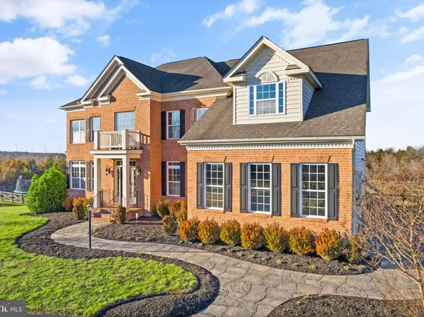 11810 Kettle Wind Dr, Nokesville, VA 20181