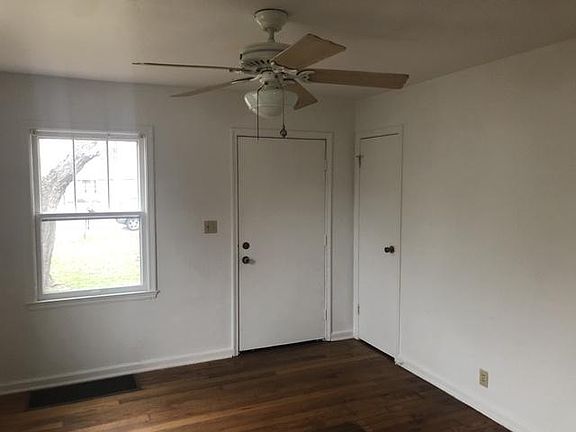 2nd image of 19758 Southland Ave